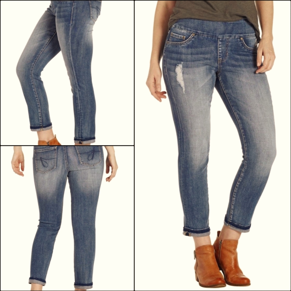 NWT - Slim Leg Pull-On High Rise Jeans